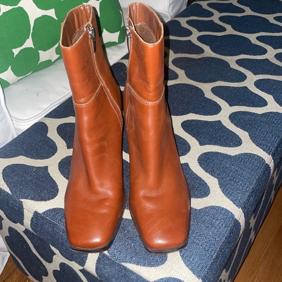 Marc Fisher Shoes - EUC Marc Fisher Boots 7 1/2